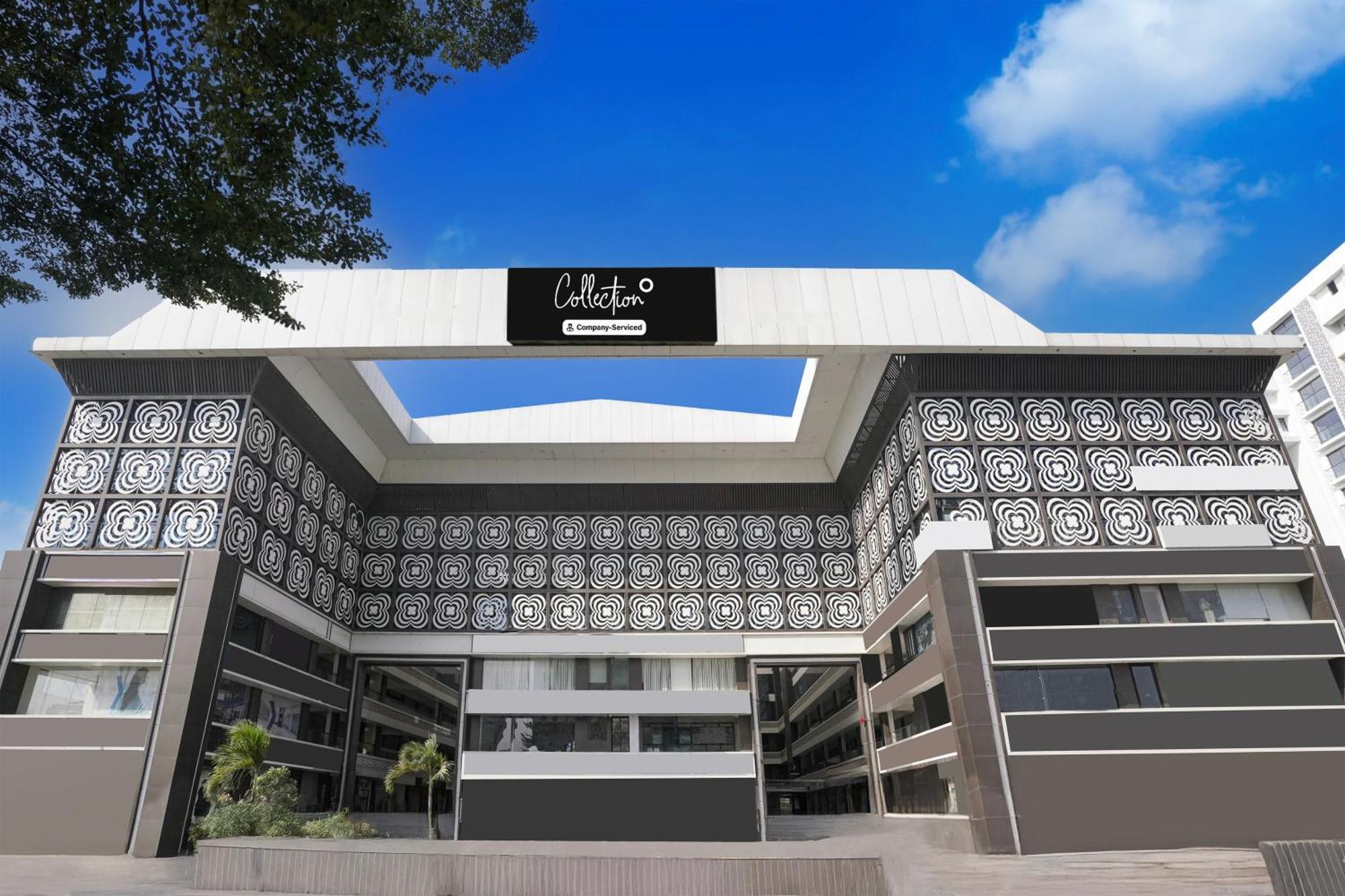 Super Collection O Vesu Surat Formerly Hotel Signature Luaran gambar
