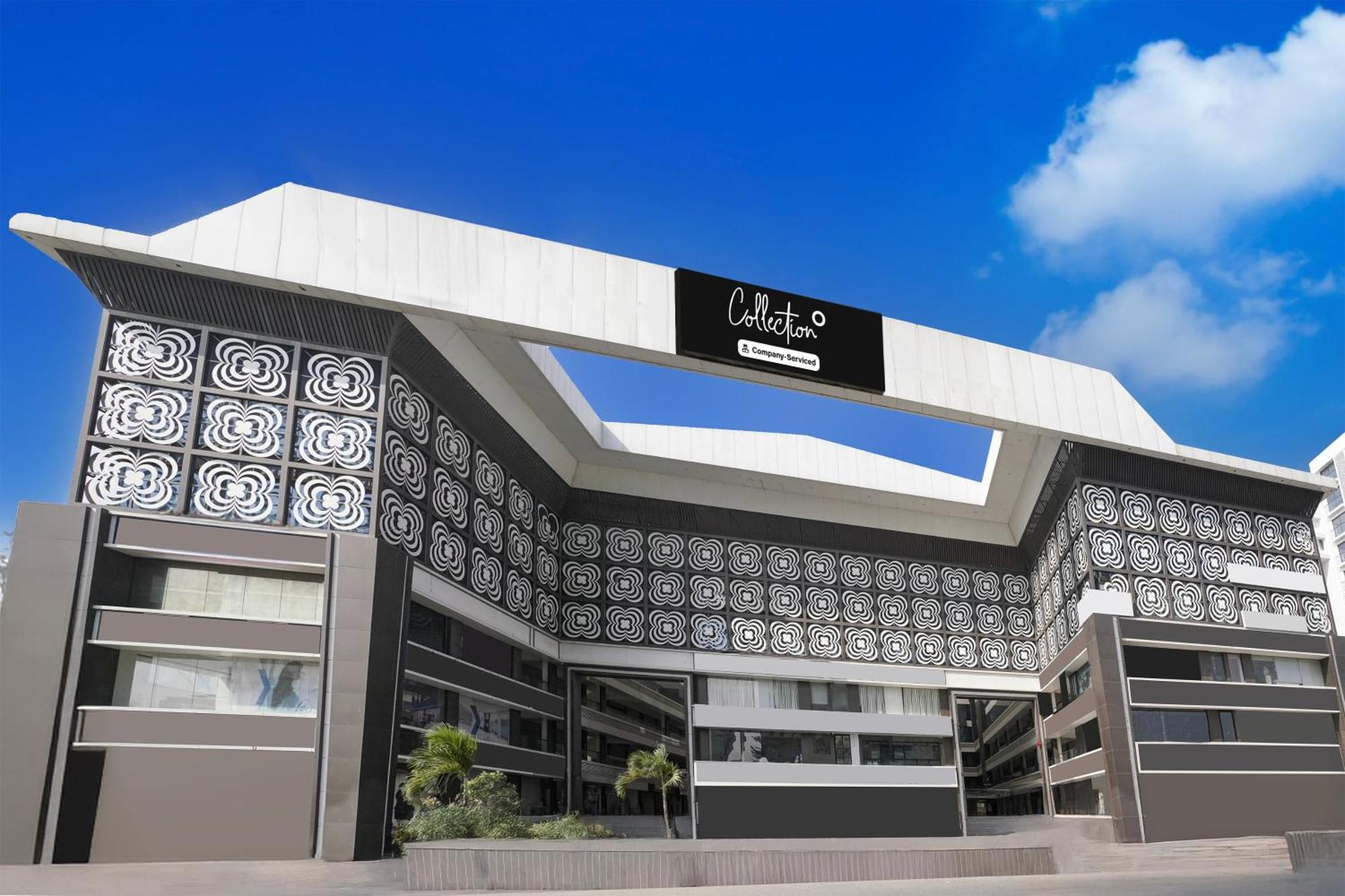 Super Collection O Vesu Surat Formerly Hotel Signature Luaran gambar